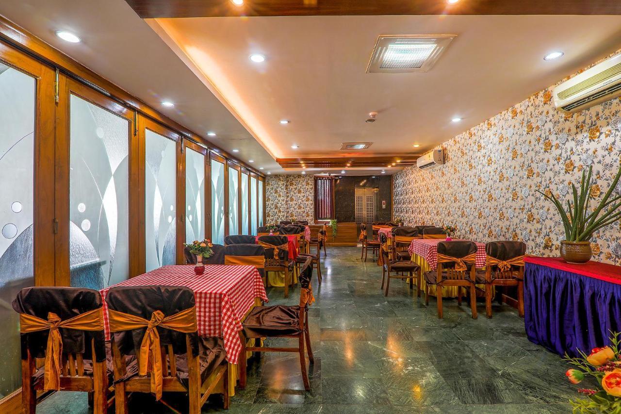 Hotel Executive Hasanganj Экстерьер фото